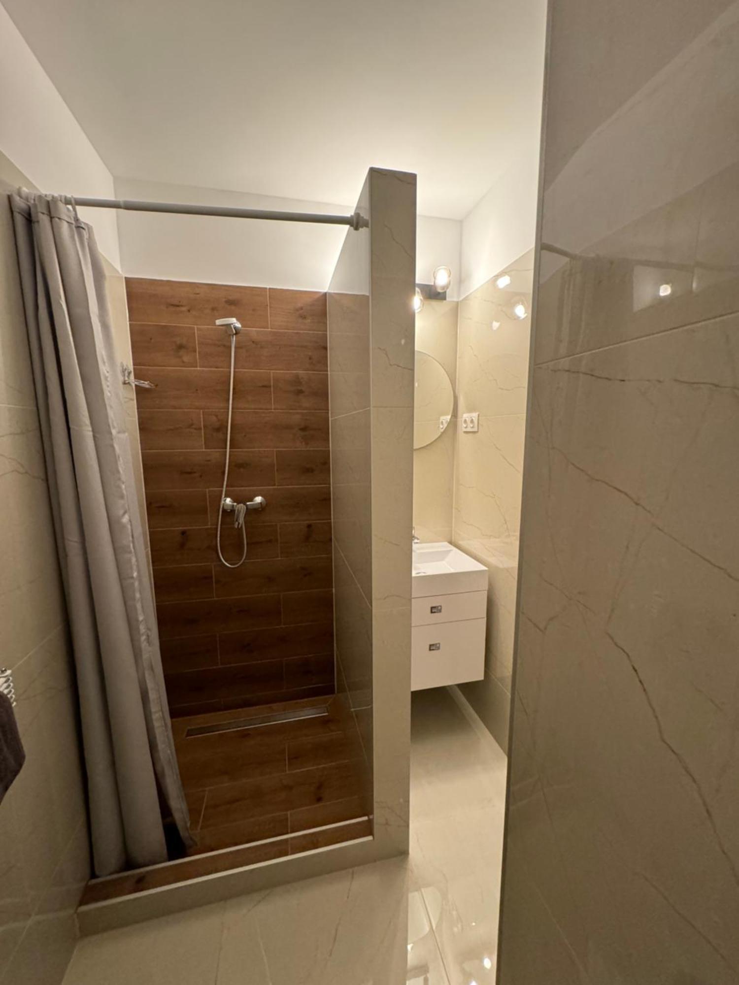 Boomerang Hostel Будапеща Екстериор снимка