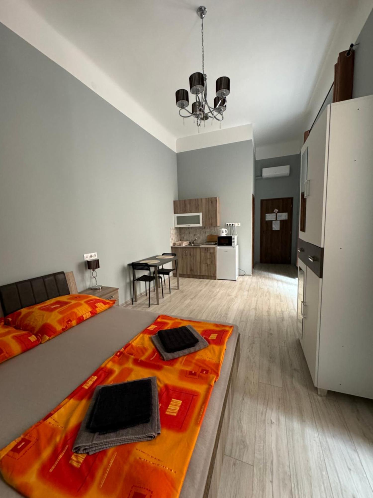 Boomerang Hostel Будапеща Екстериор снимка