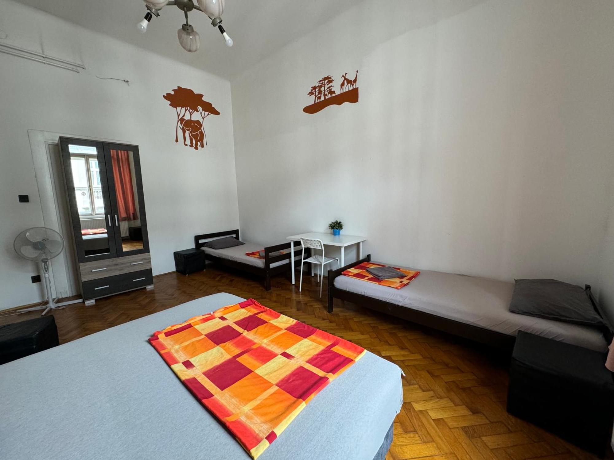 Boomerang Hostel Будапеща Екстериор снимка