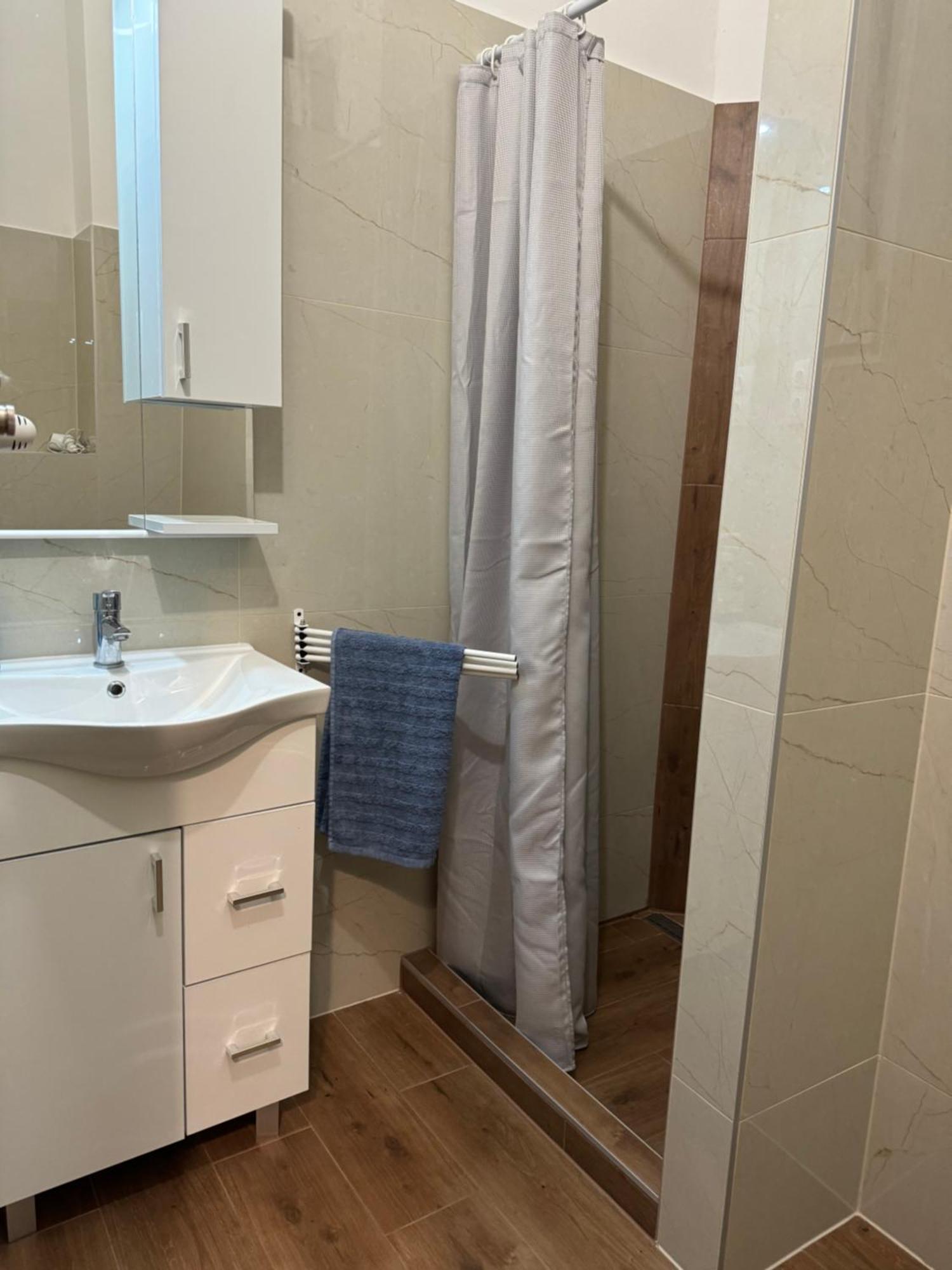 Boomerang Hostel Будапеща Екстериор снимка