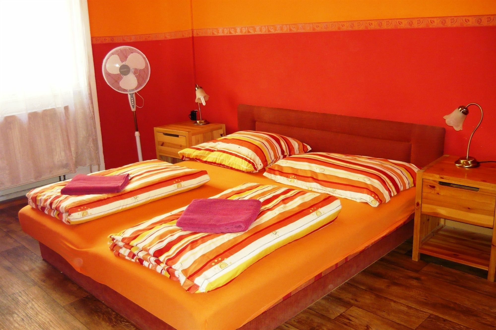 Boomerang Hostel Будапеща Екстериор снимка