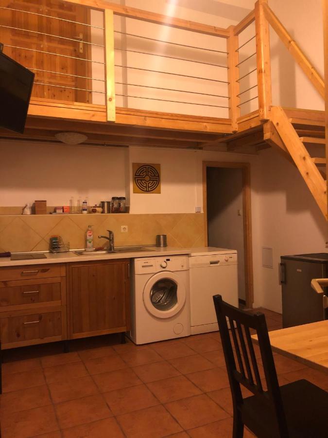 Boomerang Hostel Будапеща Екстериор снимка